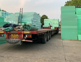 長沙擠塑板裝車中